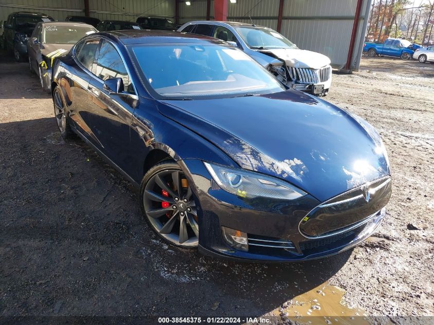 2015 TESLA MODEL S 85D - 5YJSA1H21FFP74981