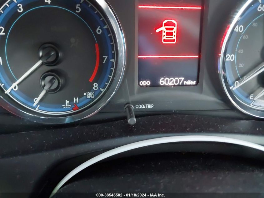 2018 TOYOTA COROLLA LE - 5YFBURHE3JP793710