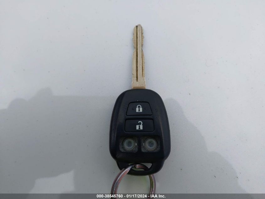 2015 TOYOTA COROLLA LE - 5YFBURHE3FP264510