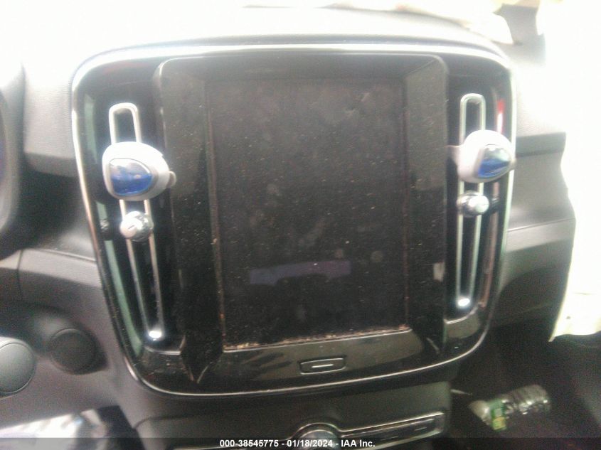 2023 VOLVO C40 RECHARGE PURE ELECTRIC TWIN ULTIMATE - YV4ED3GM2P2066906