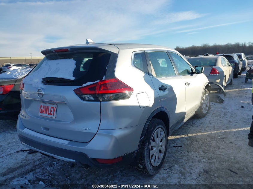 VIN KNMAT2MV7JP576819 2018 NISSAN ROGUE S/SV