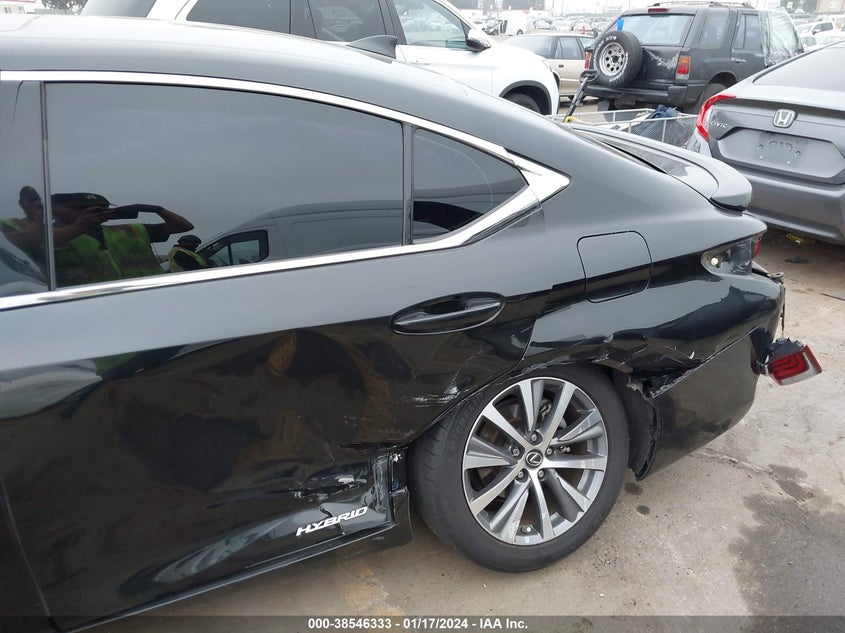 VIN 58ACA1C14MU012918 2021 LEXUS ES 300H