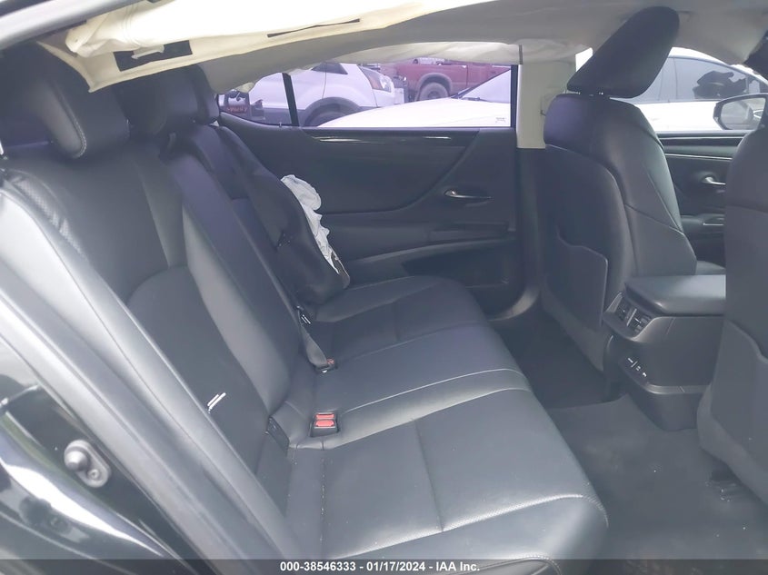VIN 58ACA1C14MU012918 2021 LEXUS ES 300H