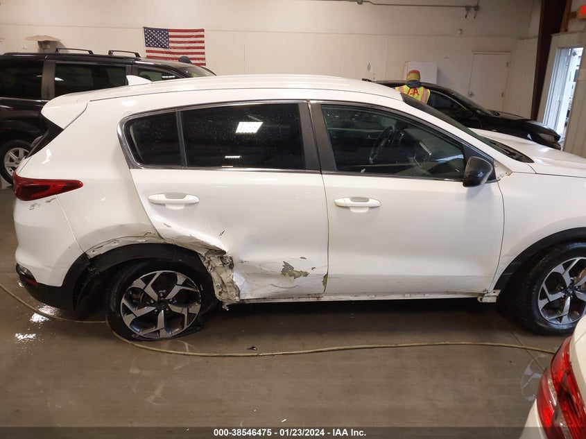 VIN KNDPM3AC2L7700787 2020 KIA SPORTAGE LX