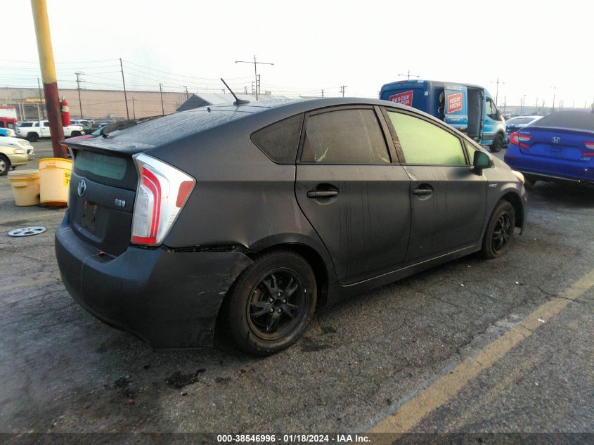 2013 TOYOTA PRIUS THREE - JTDKN3DU6D1627102