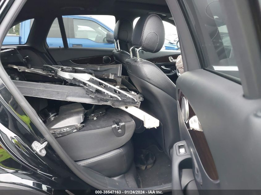 2018 MERCEDES-BENZ GLC 300 - WDC0G4JB6JV017421