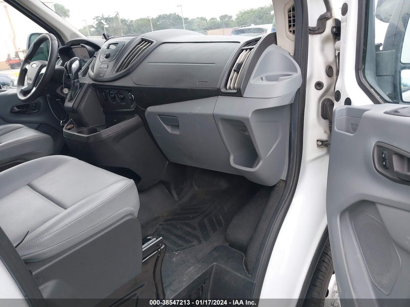 VIN 1FTYR3XG6HKA44419 2017 FORD TRANSIT-250
