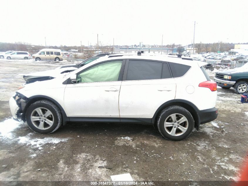 2014 TOYOTA RAV4 XLE - JTMRFREV9ED092529