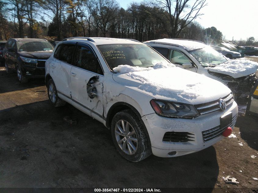 2014 VOLKSWAGEN TOUAREG 3.6L SPORT - WVGEF9BP2ED009863