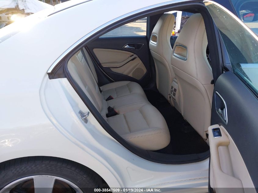 2015 MERCEDES-BENZ CLA 250 - WDDSJ4EB1FN181148