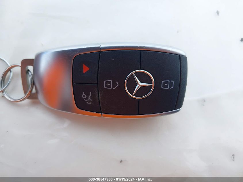2020 MERCEDES-BENZ GLC 300 WDC0G8DB7LF735575