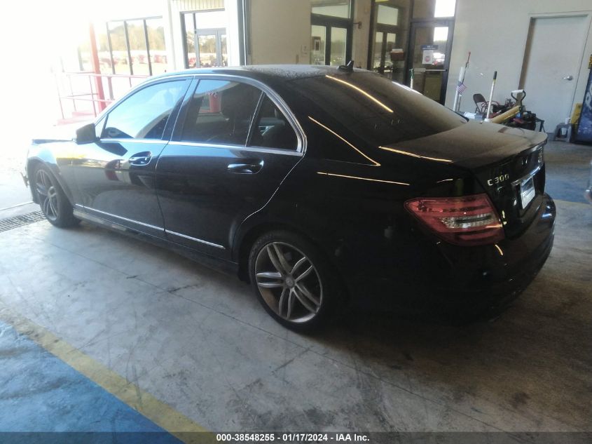 2013 MERCEDES-BENZ C 300 LUXURY 4MATIC/SPORT 4MATIC - WDDGF8AB4DR280671