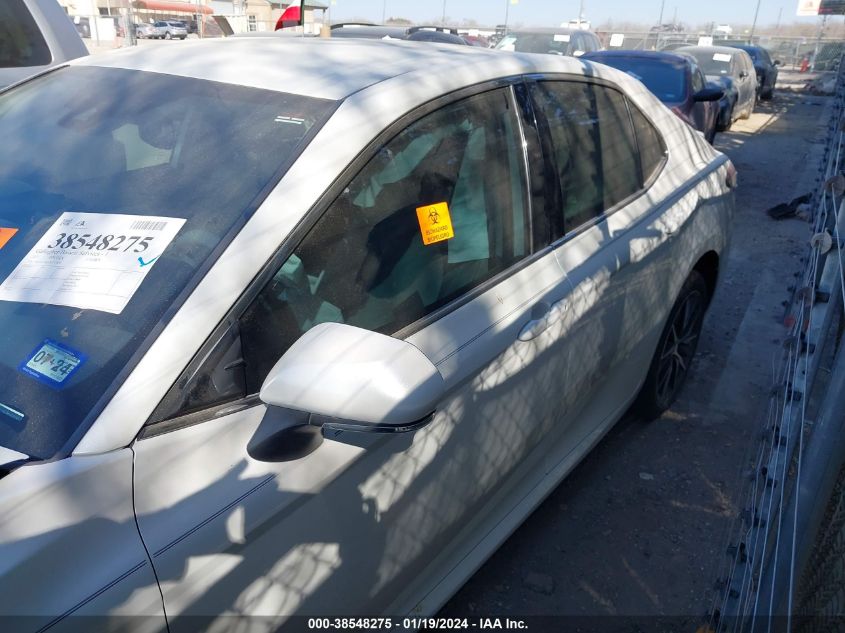 2021 TOYOTA CAMRY XLE - 04T1F11AK8MU47629