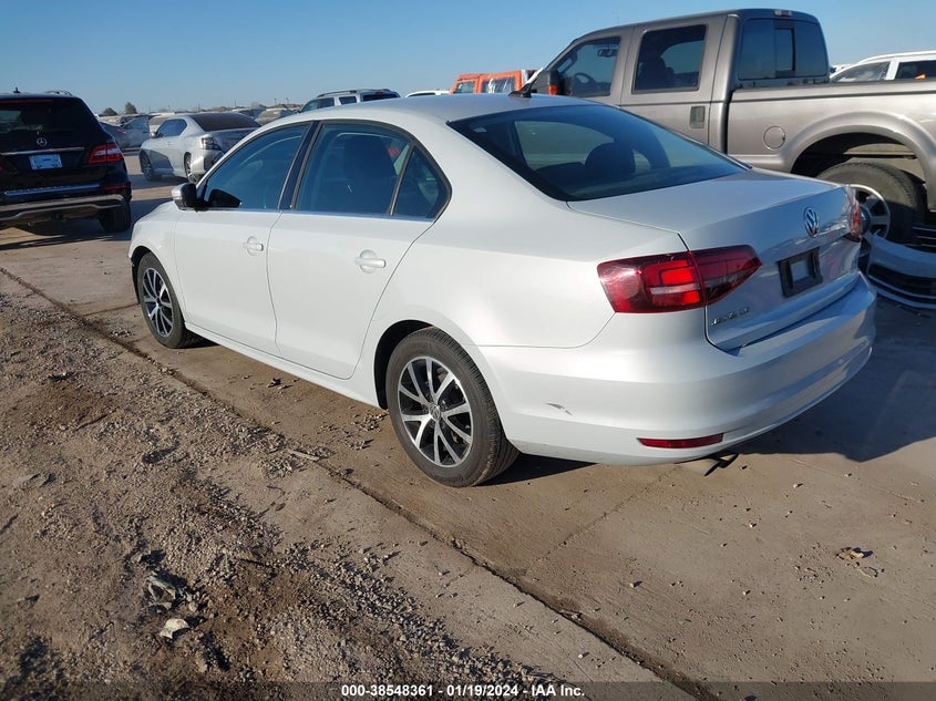 VIN 3VWDB7AJ8HM411700 2017 VOLKSWAGEN JETTA 1.4T SE