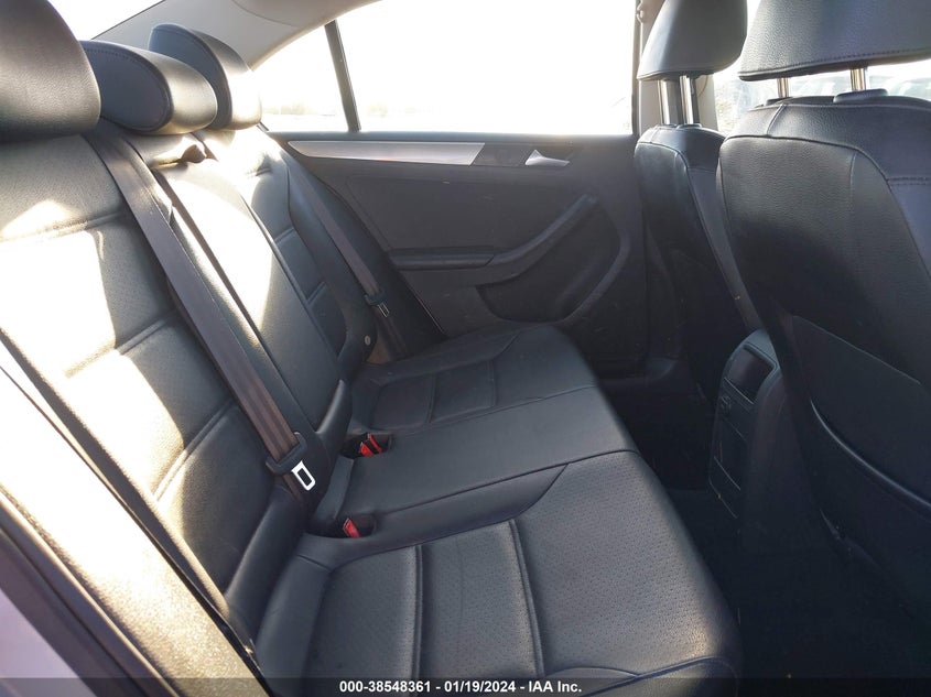 VIN 3VWDB7AJ8HM411700 2017 VOLKSWAGEN JETTA 1.4T SE