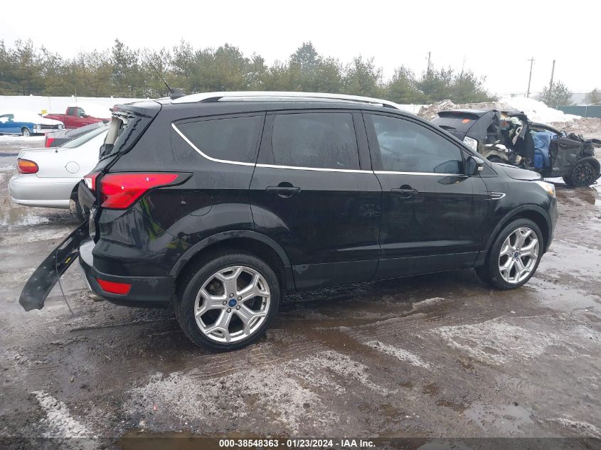 2019 FORD ESCAPE TITANIUM - 1FMCU9J91KUA83397