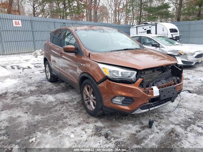 2017 FORD ESCAPE SE - 1FMCU9G97HUD67049