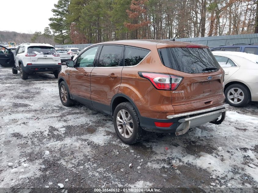 2017 FORD ESCAPE SE - 1FMCU9G97HUD67049