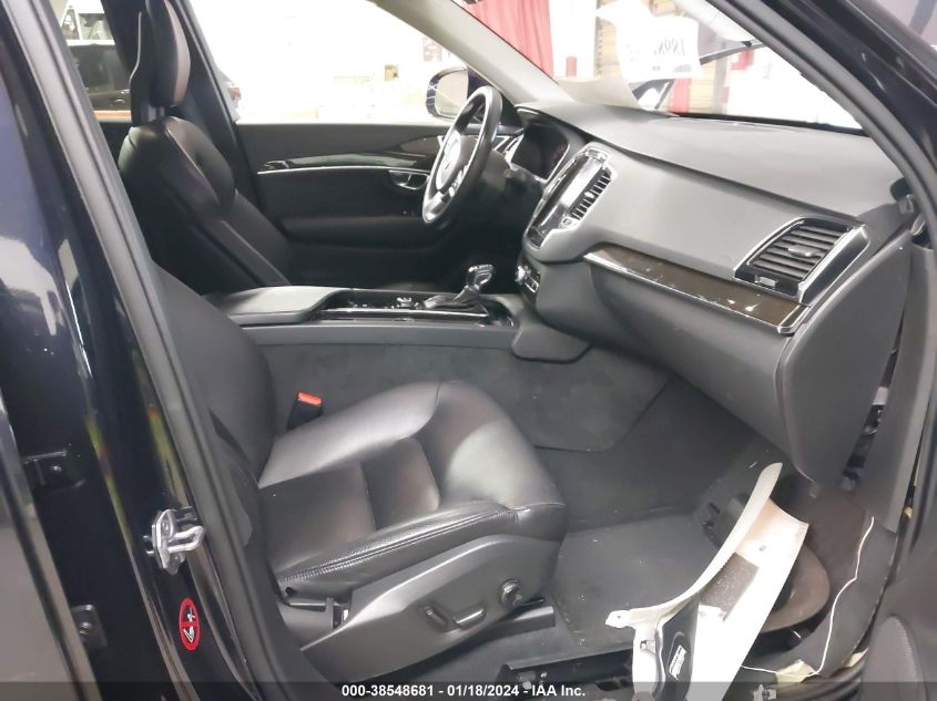 2017 VOLVO XC90 T6 MOMENTUM - YV4A22PK1H1129403