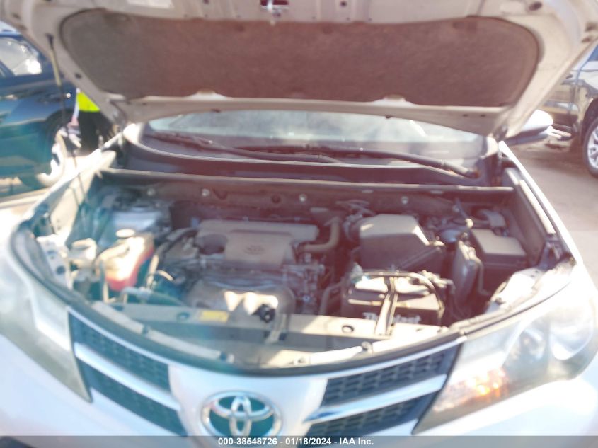 2013 TOYOTA RAV4 XLE - JTMWFREV7DD023789