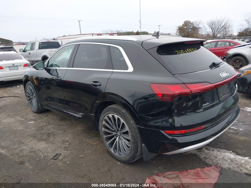 VIN WA1VAAGE5KB010132 2019 AUDI E-TRON PREMIUM PLUS