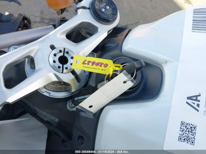 2014 DUCATI SUPERBIKE 899 PANIGALE - ZDM14BUW6EB020627