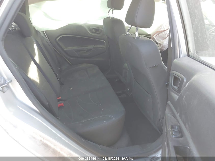 VIN 3FADP4BJ8JM109644 2018 FORD FIESTA SE