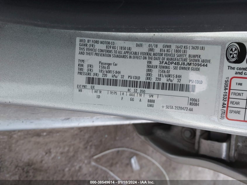 VIN 3FADP4BJ8JM109644 2018 FORD FIESTA SE