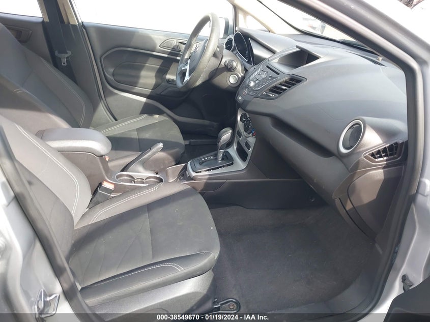 VIN 3FADP4BJ8HM129449 2017 FORD FIESTA SE