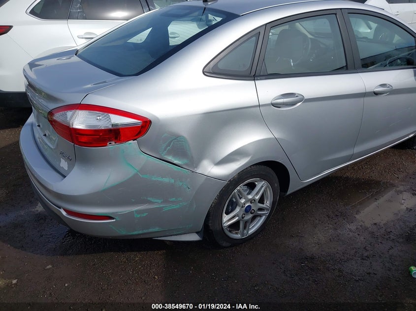 VIN 3FADP4BJ8HM129449 2017 FORD FIESTA SE