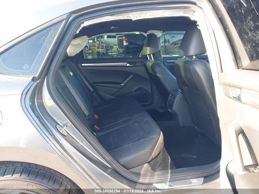 2022 VOLKSWAGEN PASSAT 2.0T R-LINE - 1VWMA7A31NC004867