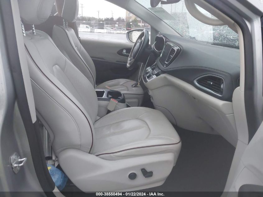 2017 CHRYSLER PACIFICA LIMITED 2C4RC1GG1HR504212