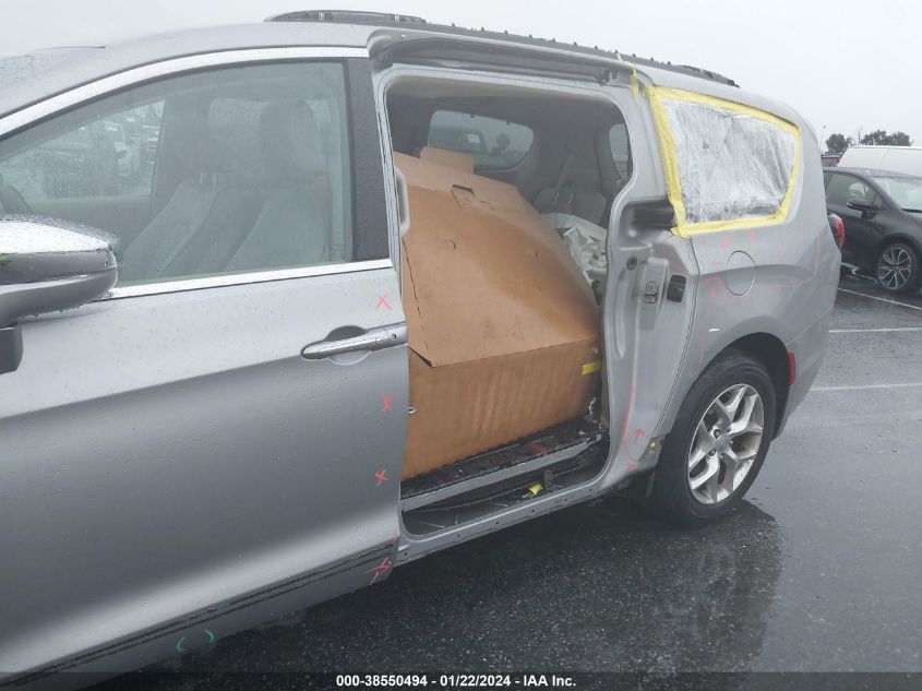 2017 CHRYSLER PACIFICA LIMITED 2C4RC1GG1HR504212