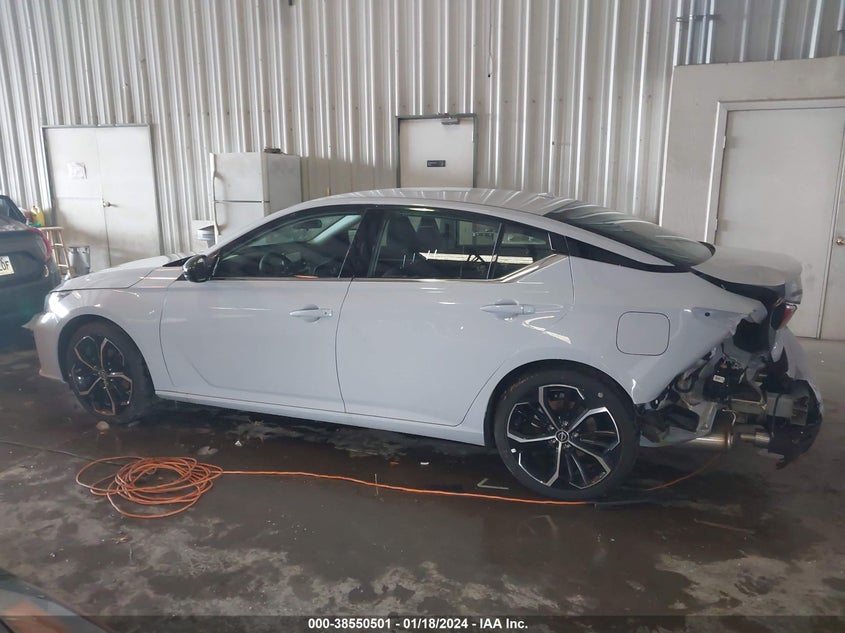 VIN 1N4BL4CVXRN333374 2024 NISSAN ALTIMA SR
