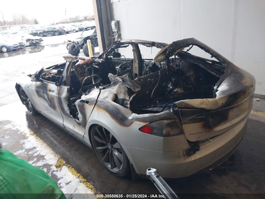 2013 TESLA MODEL S - 5YJSA1DP0DFP26693
