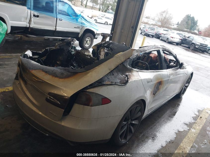 2013 TESLA MODEL S - 5YJSA1DP0DFP26693