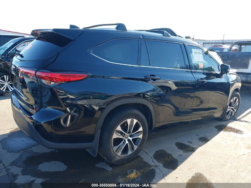 2021 TOYOTA HIGHLANDER XLE - 5TDGZRAH2MS538182