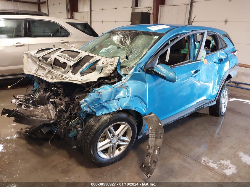 VIN KM8K12AA2LU443798 2020 HYUNDAI KONA SE