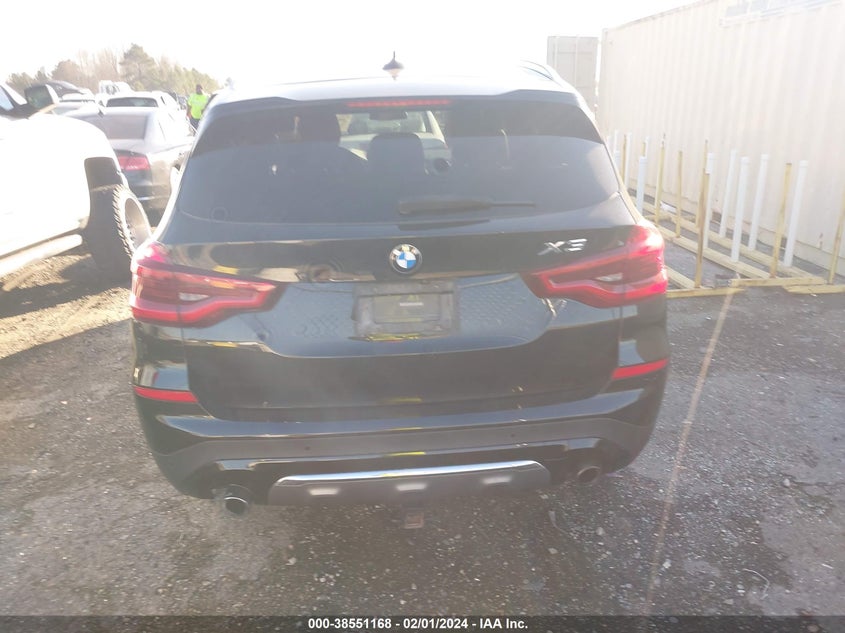 VIN 5UXTR9C52JLD57857 2018 BMW X3 XDRIVE30I