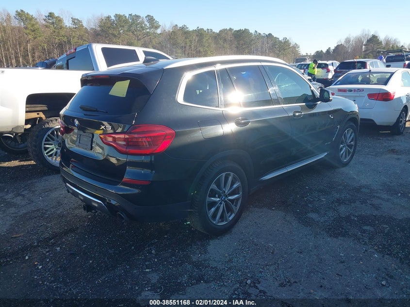 VIN 5UXTR9C52JLD57857 2018 BMW X3 XDRIVE30I