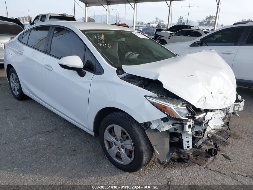 VIN 1G1BC5SM7J7189468 2018 CHEVROLET CRUZE LS