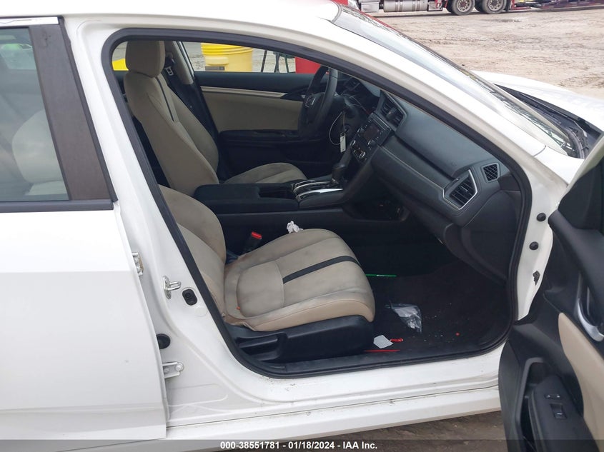 VIN 2HGFC2F59JH601616 2018 HONDA CIVIC LX