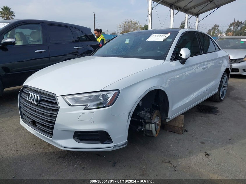 VIN WAUAUGFF8LA044658 2020 AUDI A3 PREMIUM