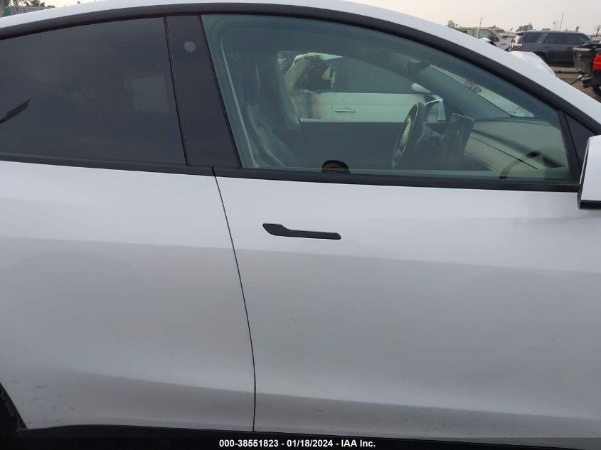 2021 TESLA MODEL Y - 5YJYGDEE0MF139093