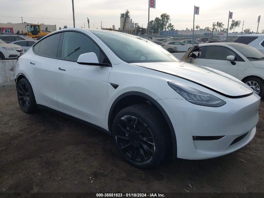 2021 TESLA MODEL Y - 5YJYGDEE0MF139093