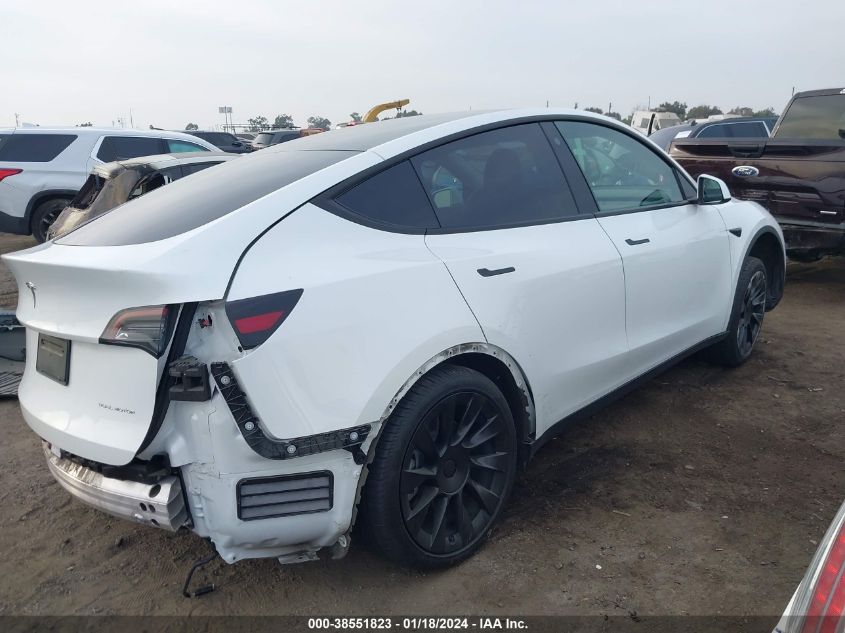 2021 TESLA MODEL Y - 5YJYGDEE0MF139093