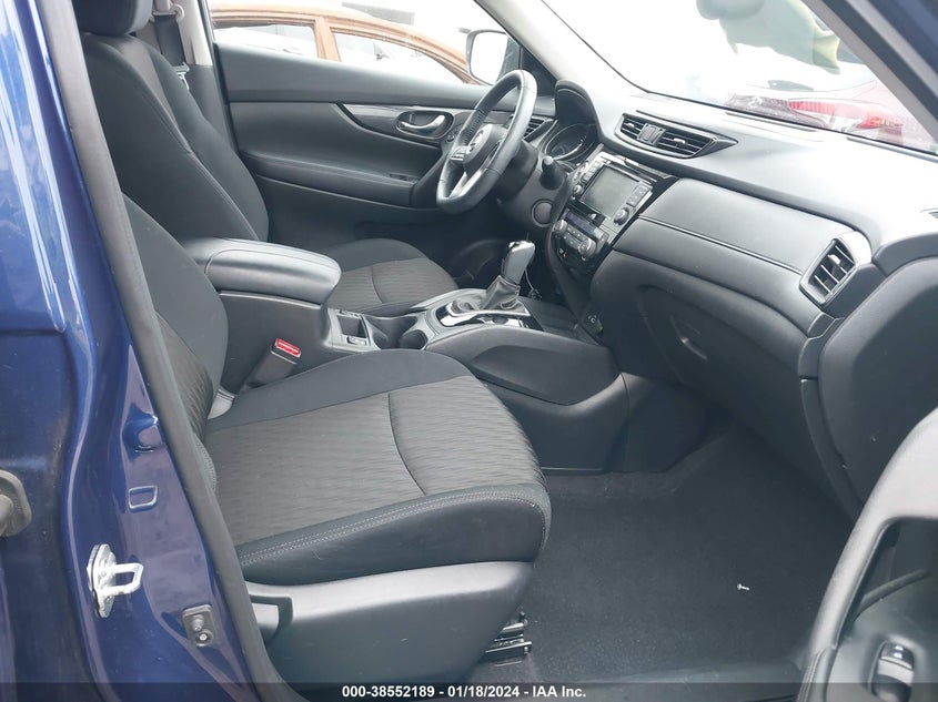 VIN 5N1AT2MT1JC770473 2018 NISSAN ROGUE SV