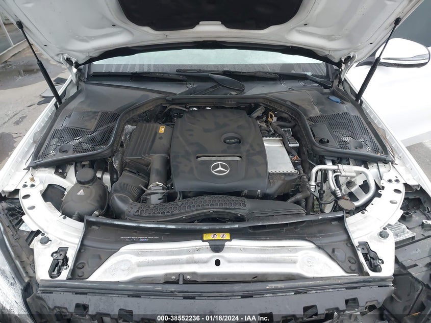 VIN 55SWF4JB0JU251747 2018 MERCEDES-BENZ C 300