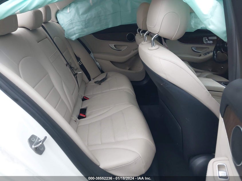VIN 55SWF4JB0JU251747 2018 MERCEDES-BENZ C 300