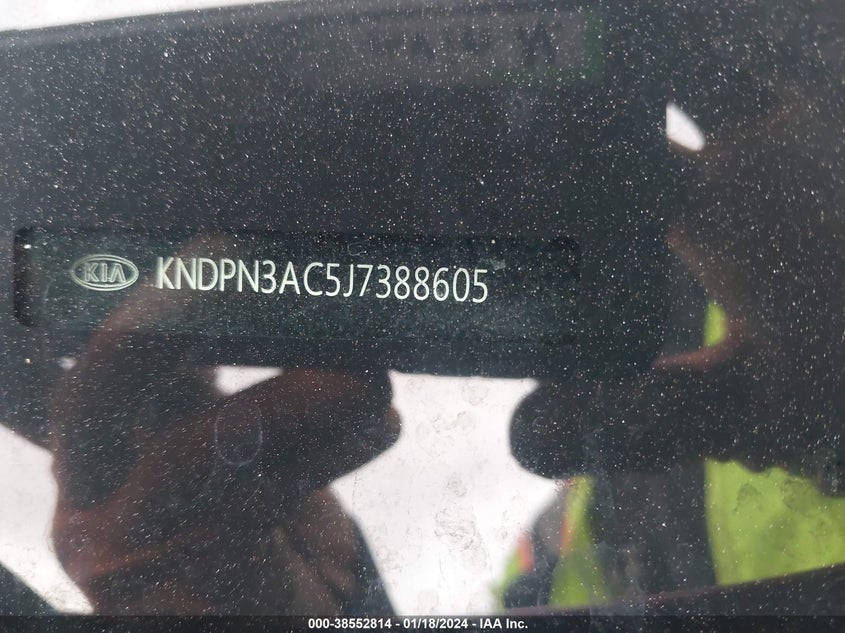 VIN KNDPN3AC5J7388605 2018 KIA SPORTAGE EX